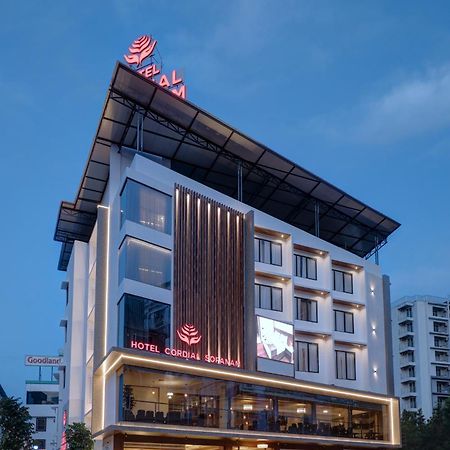 Hotel Cordial Sopanam Thiruvananthapuram ภายนอก รูปภาพ