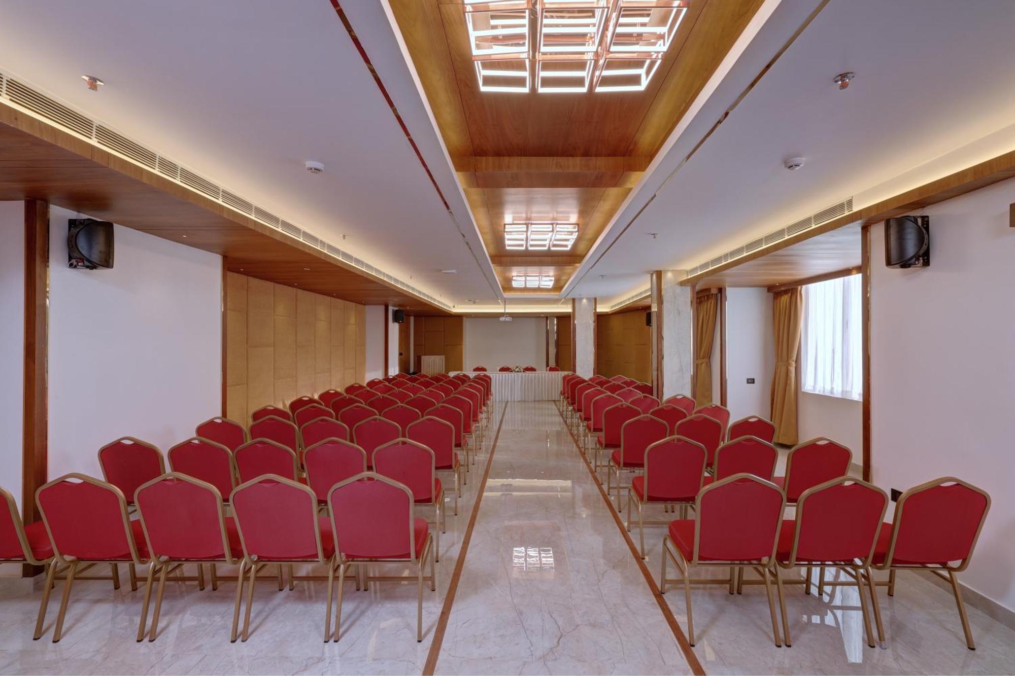 Hotel Cordial Sopanam Thiruvananthapuram ภายนอก รูปภาพ