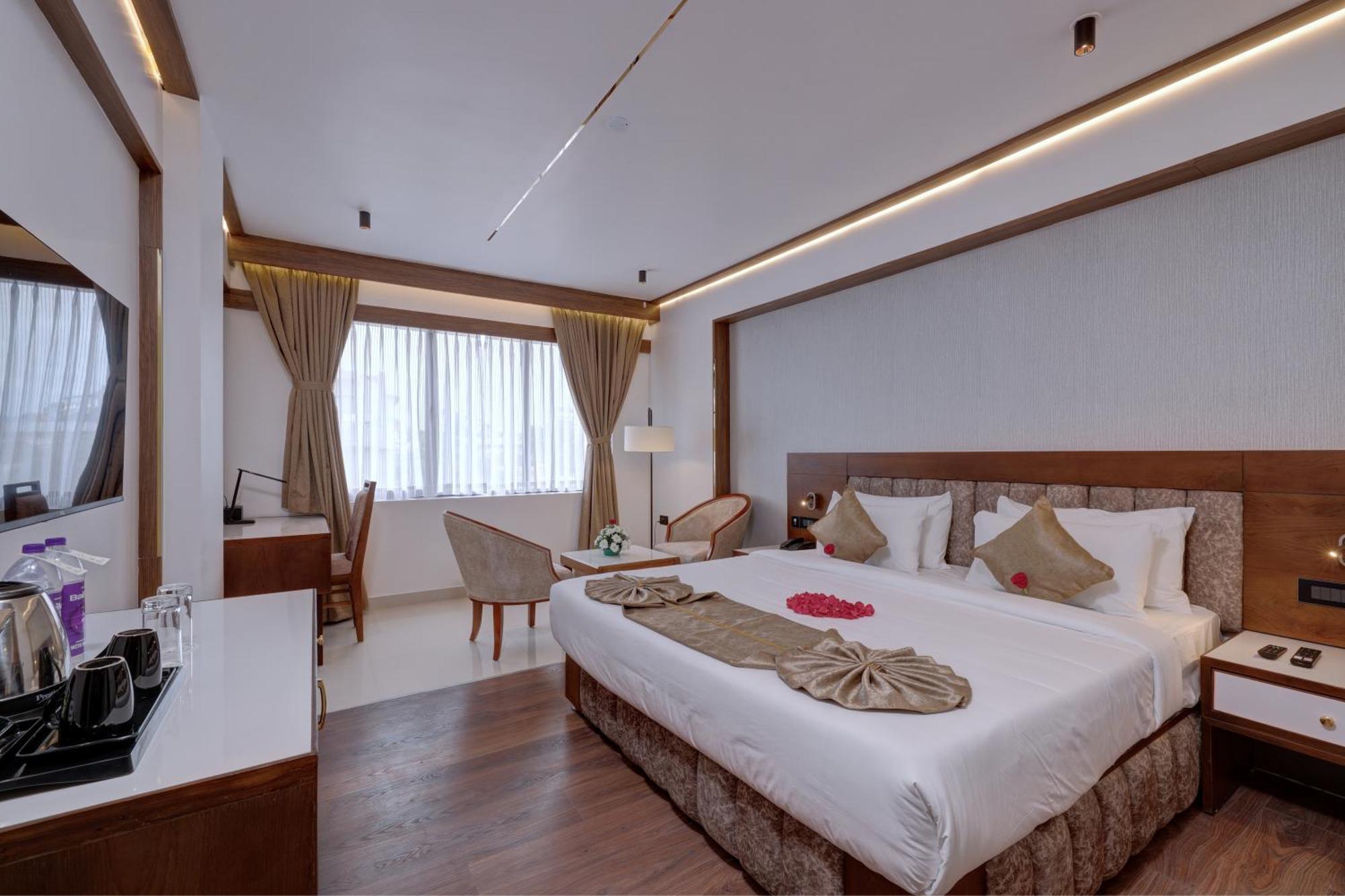 Hotel Cordial Sopanam Thiruvananthapuram ภายนอก รูปภาพ